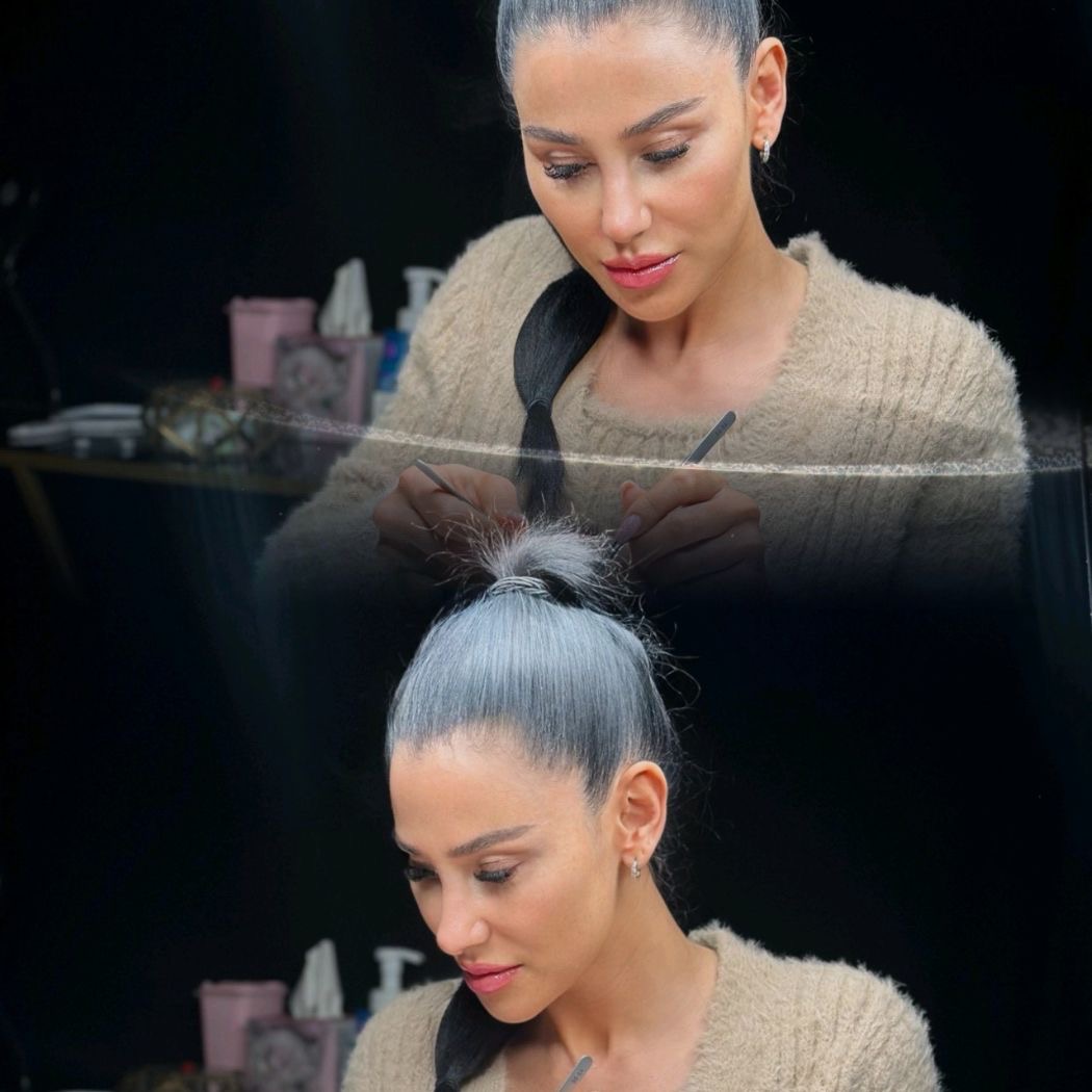 Gonca von Elegance Aesthetics bei der Arbeit im Studio