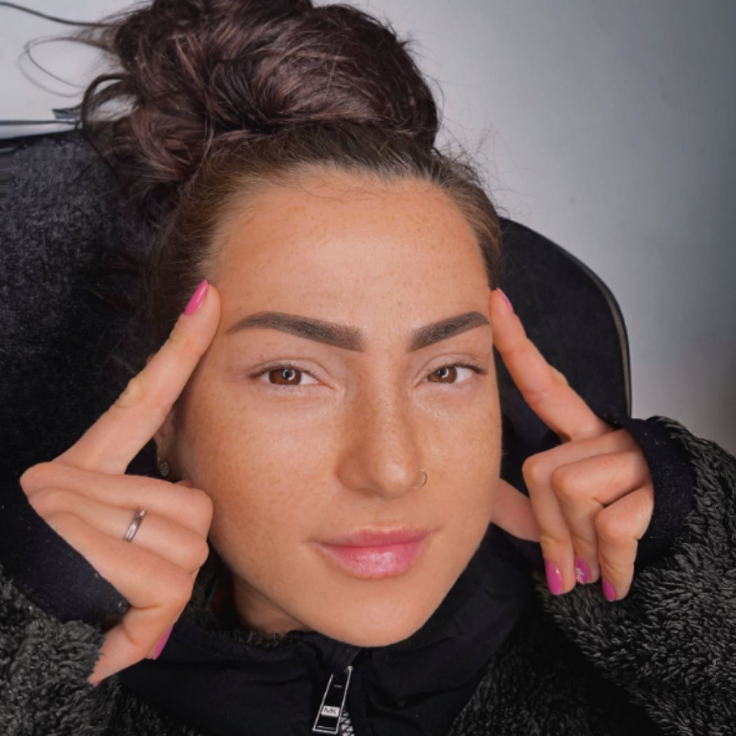 Augenbrauen Permanent Make-Up bei Elegance Aesthetics