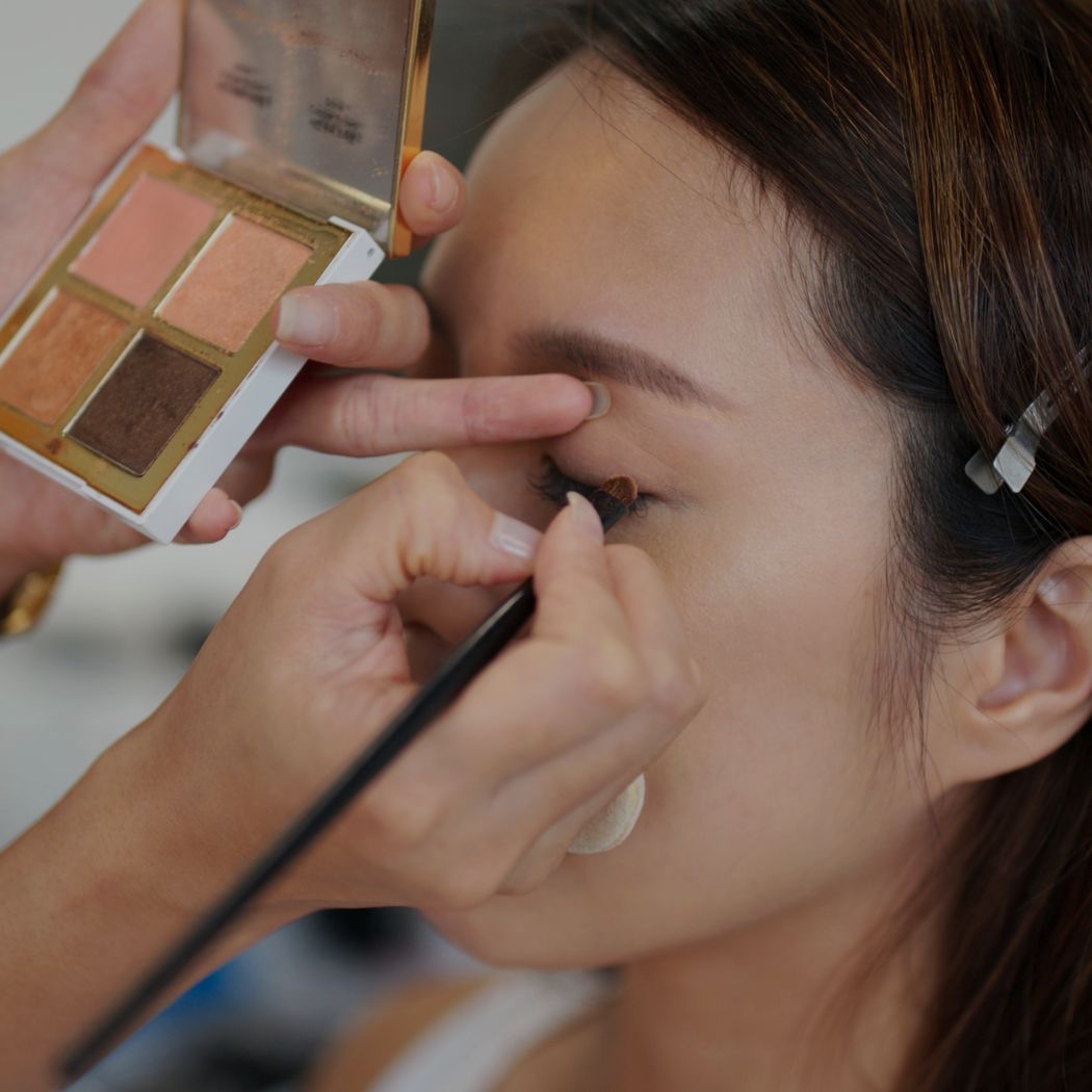Make-Up bei Elegance Aesthetics