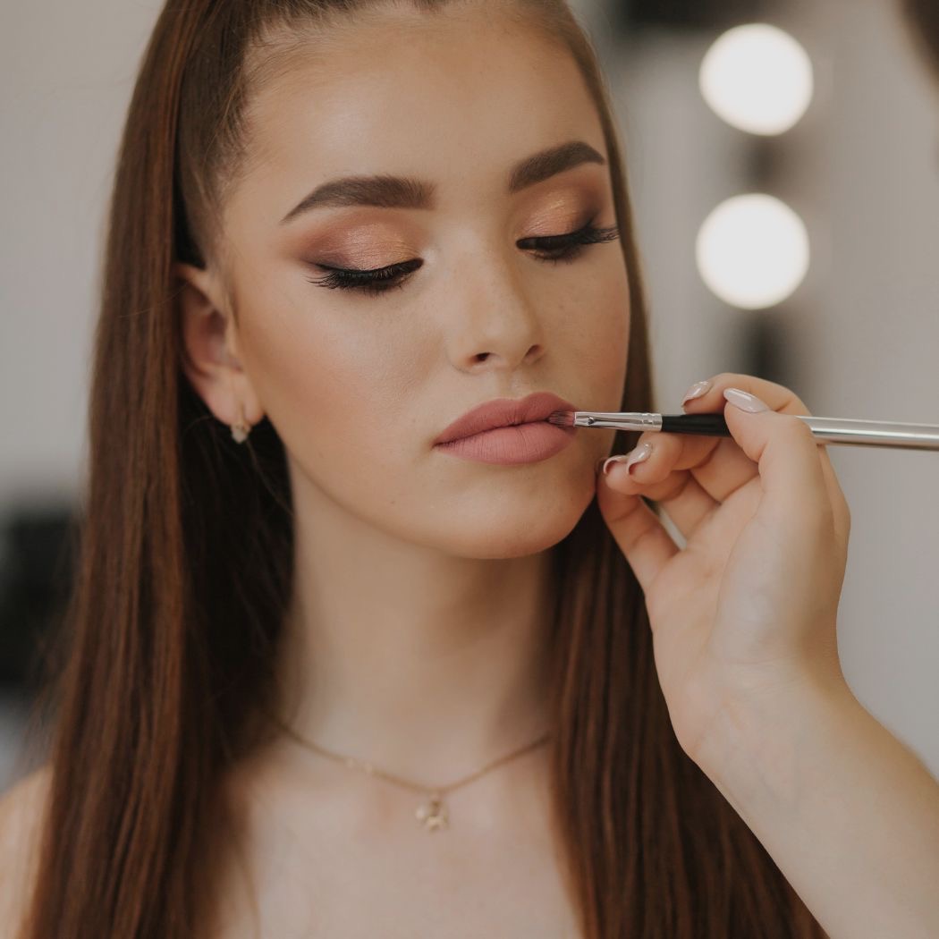 Make-Up bei Elegance Aesthetics